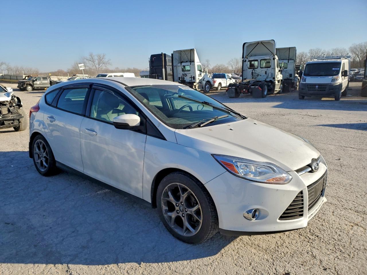 2013 FORD FOCUS SE photo 4