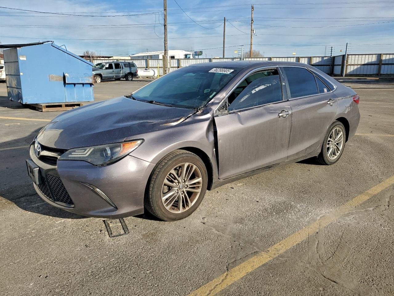 2016 TOYOTA CAMRY