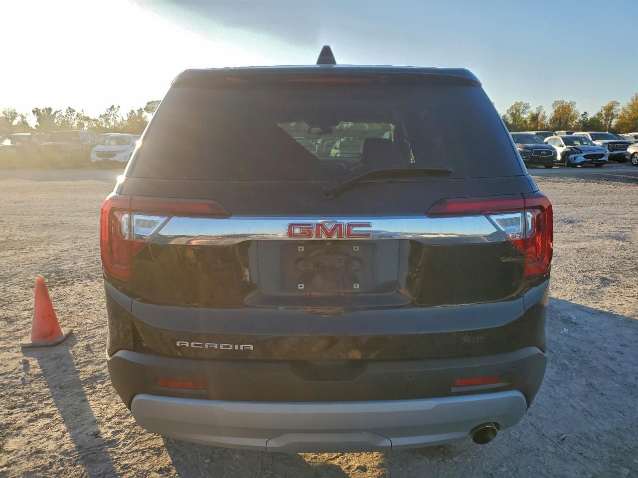 2021 GMC ACADIA SLE photo 6