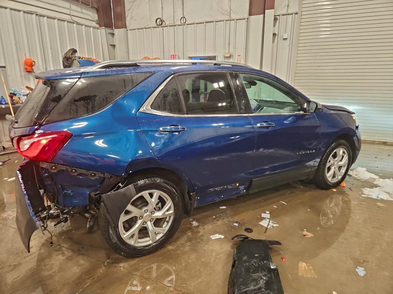 2020 CHEVROLET EQUINOX PREMIER photo 3