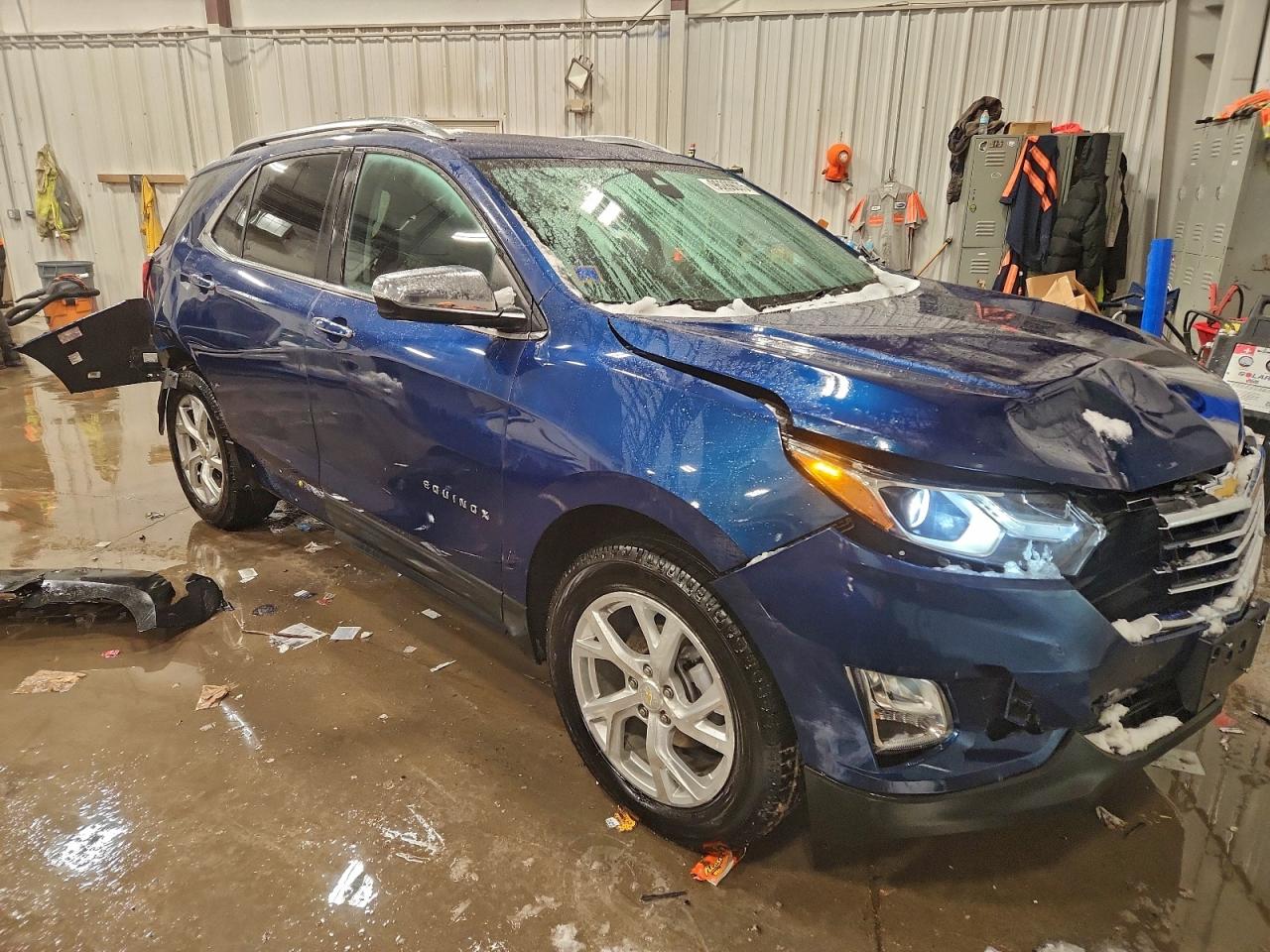 2020 CHEVROLET EQUINOX PREMIER photo 4