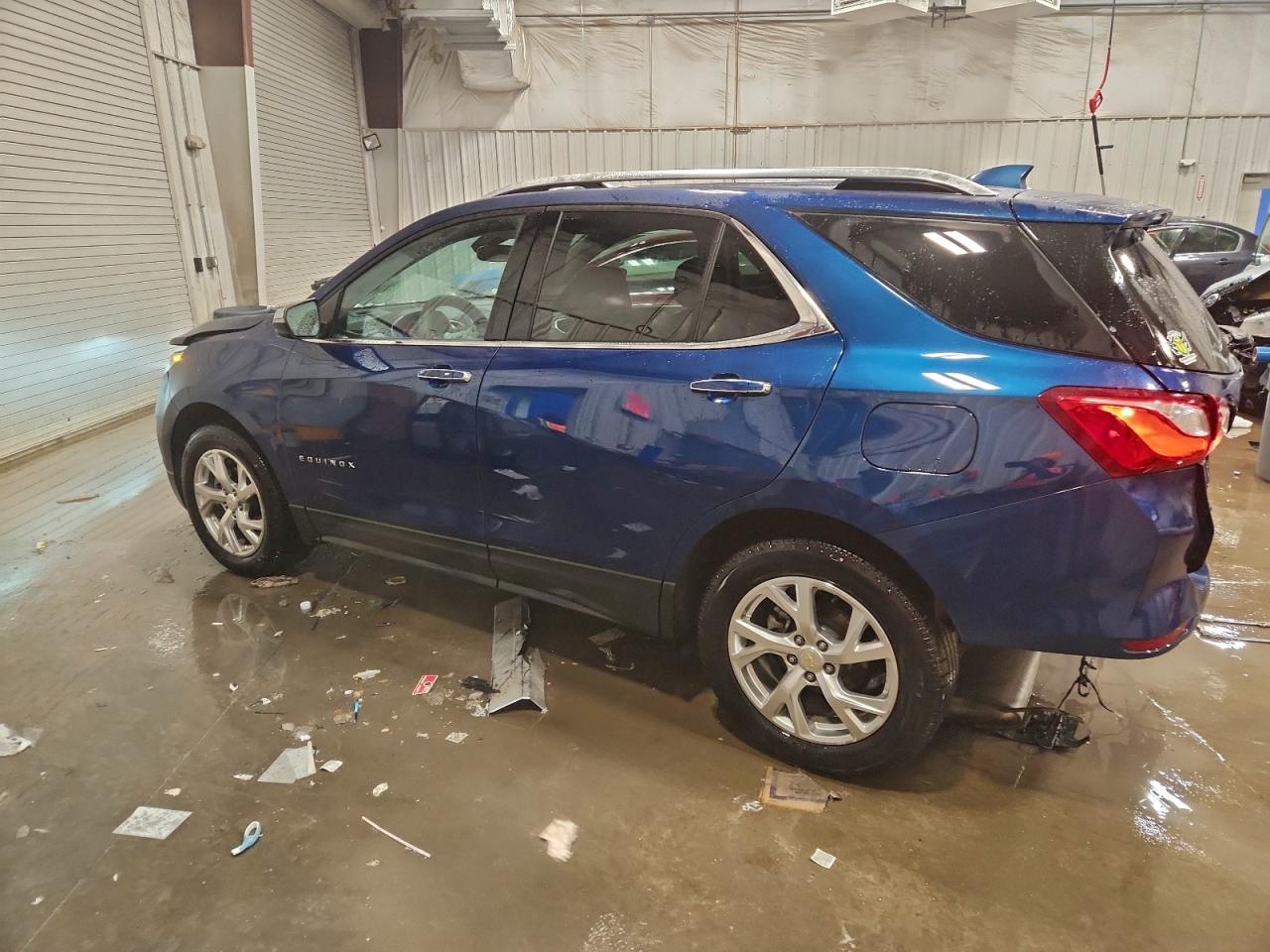 2020 CHEVROLET EQUINOX PREMIER photo 2