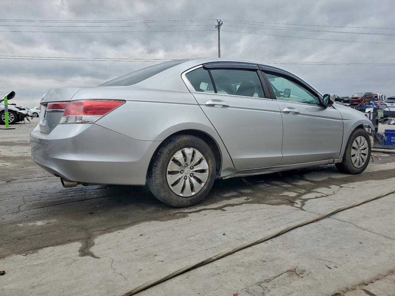 2012 HONDA ACCORD LX photo 3