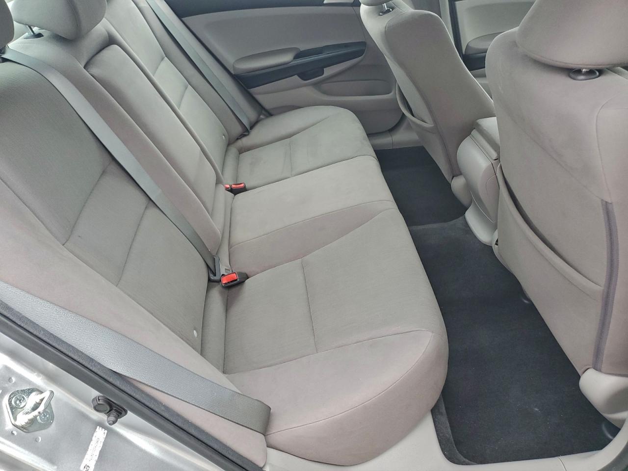 2012 HONDA ACCORD LX photo 10