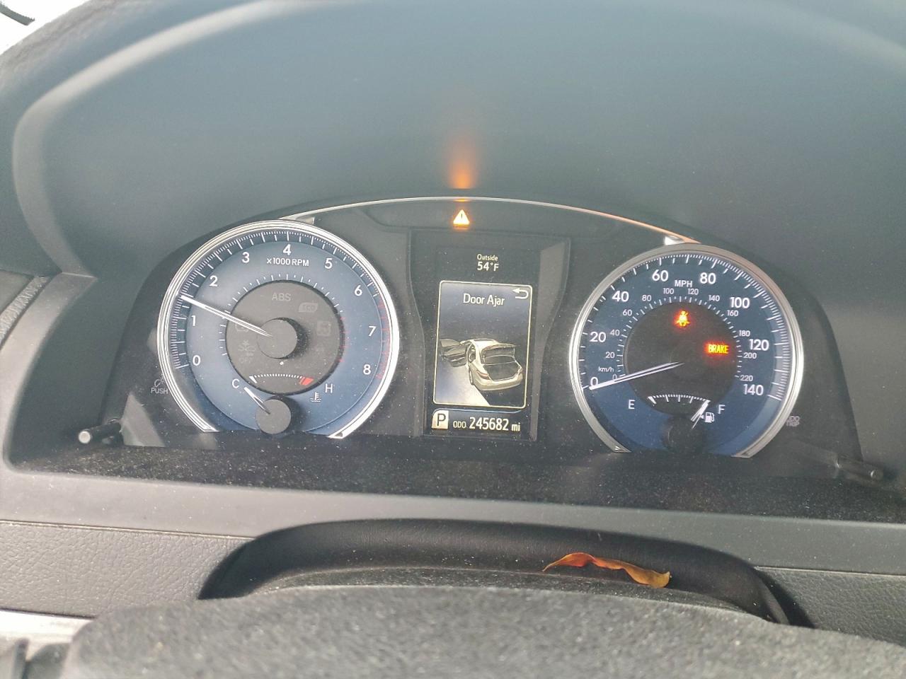 2017 TOYOTA CAMRY LE photo 9