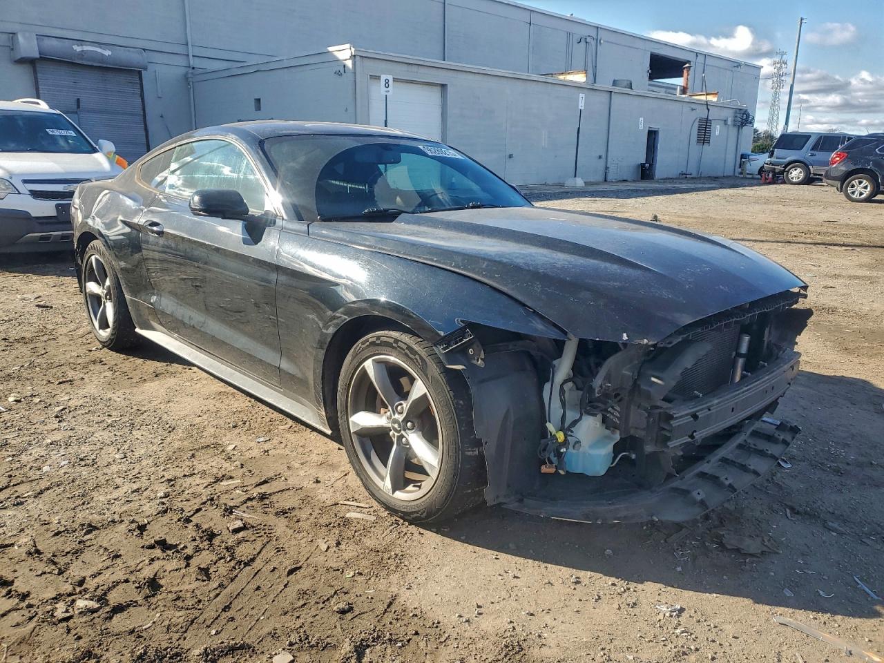 2015 FORD MUSTANG photo 4