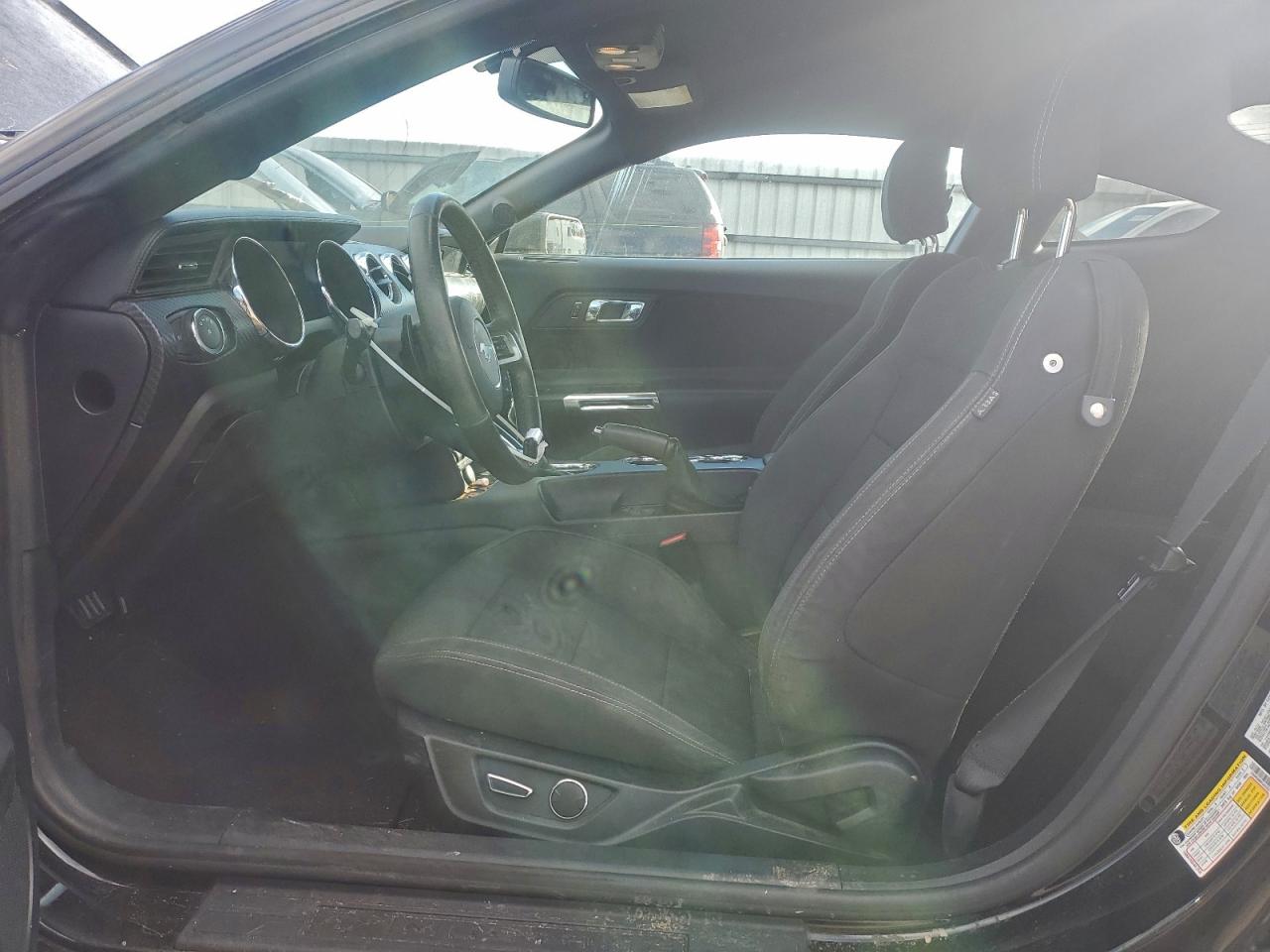 2015 FORD MUSTANG photo 7