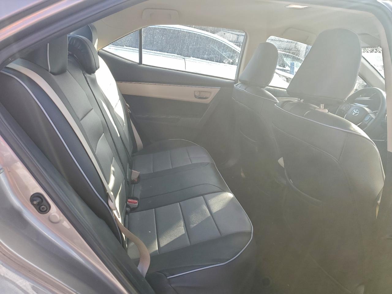 2016 TOYOTA COROLLA L photo 10