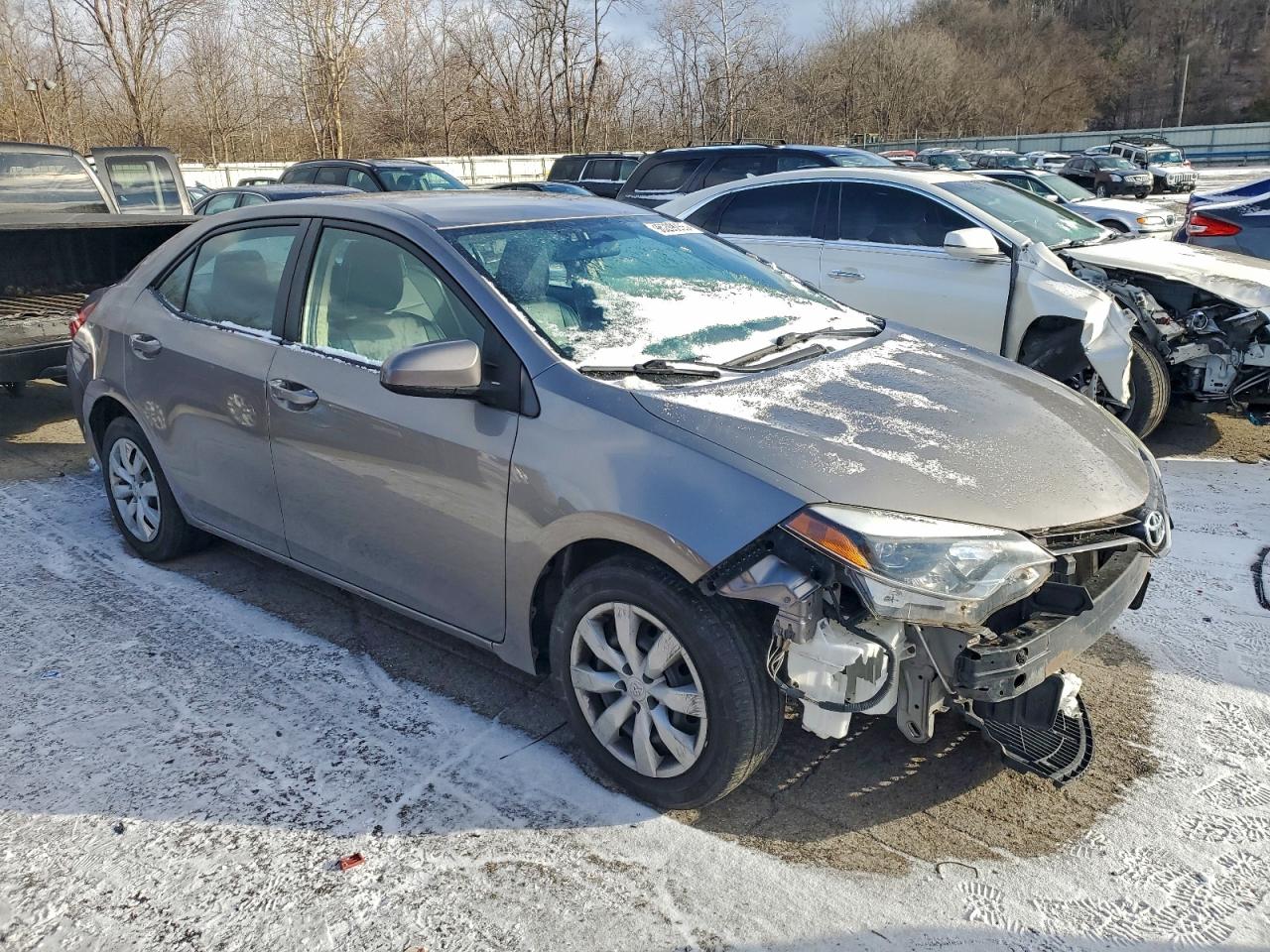 2016 TOYOTA COROLLA L photo 4