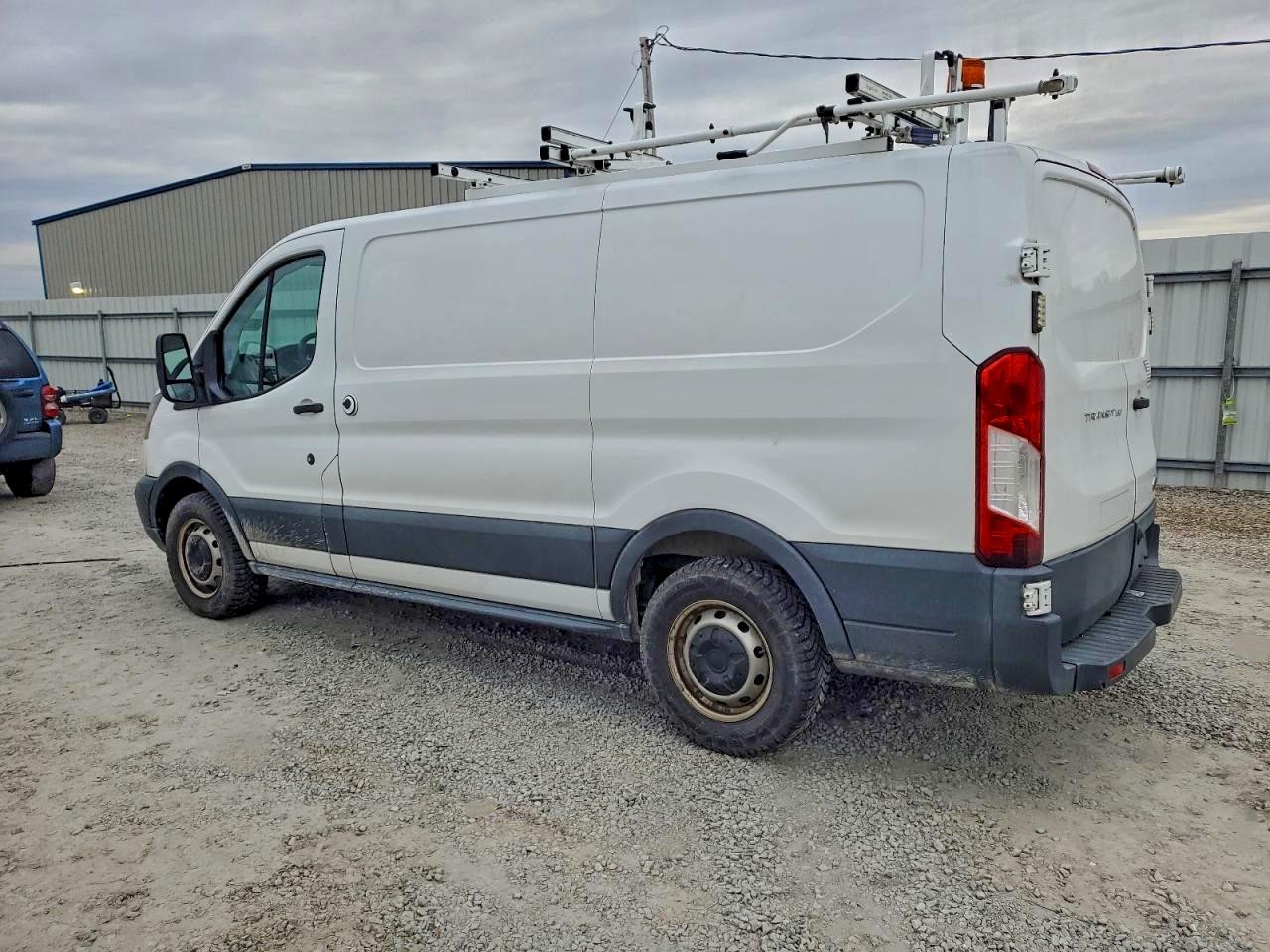 2017 FORD TRANSIT 150 DELIVERY VAN photo 2