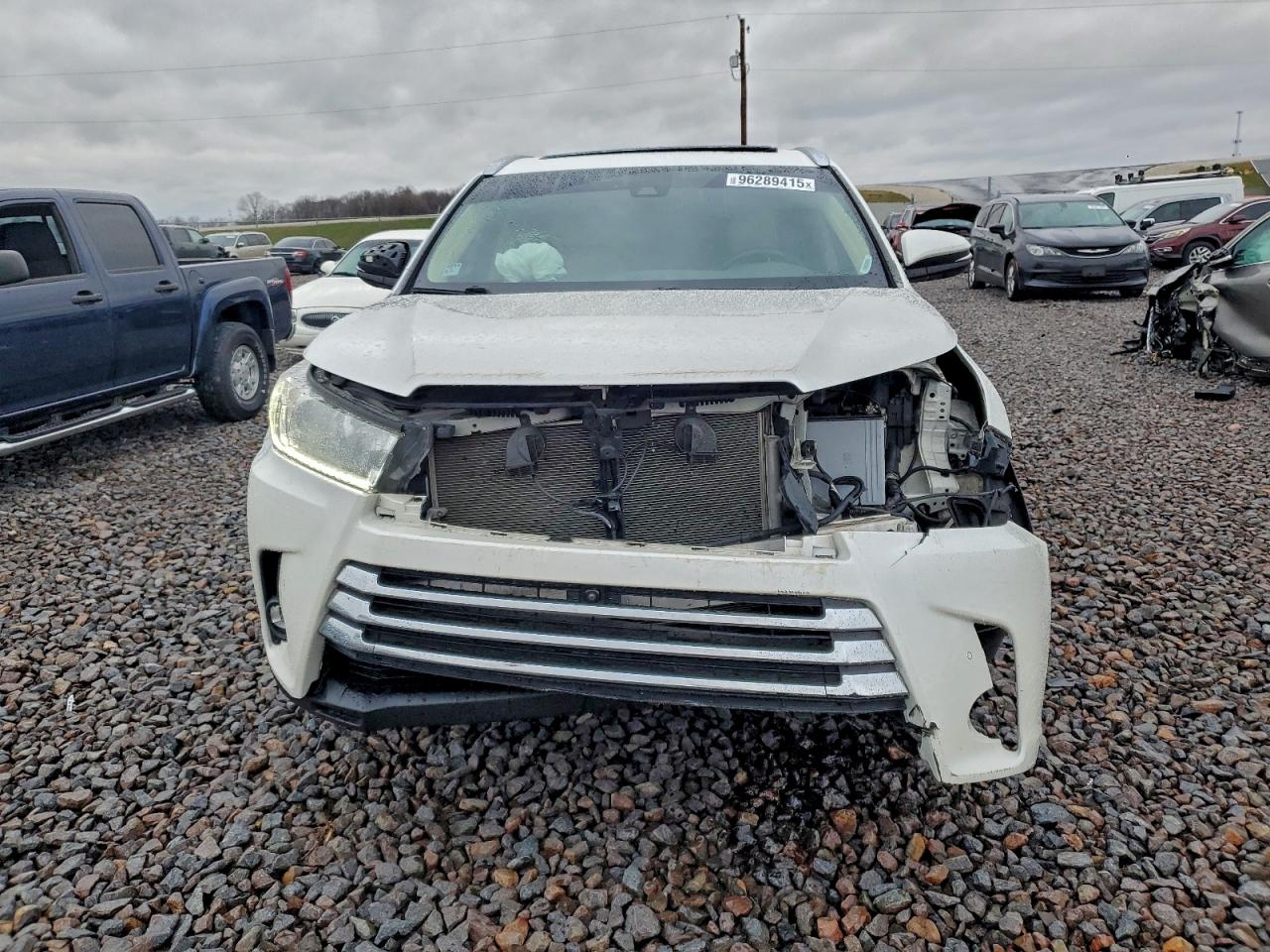 2019 TOYOTA HIGHLANDER LIMITED PLATINUM photo 13