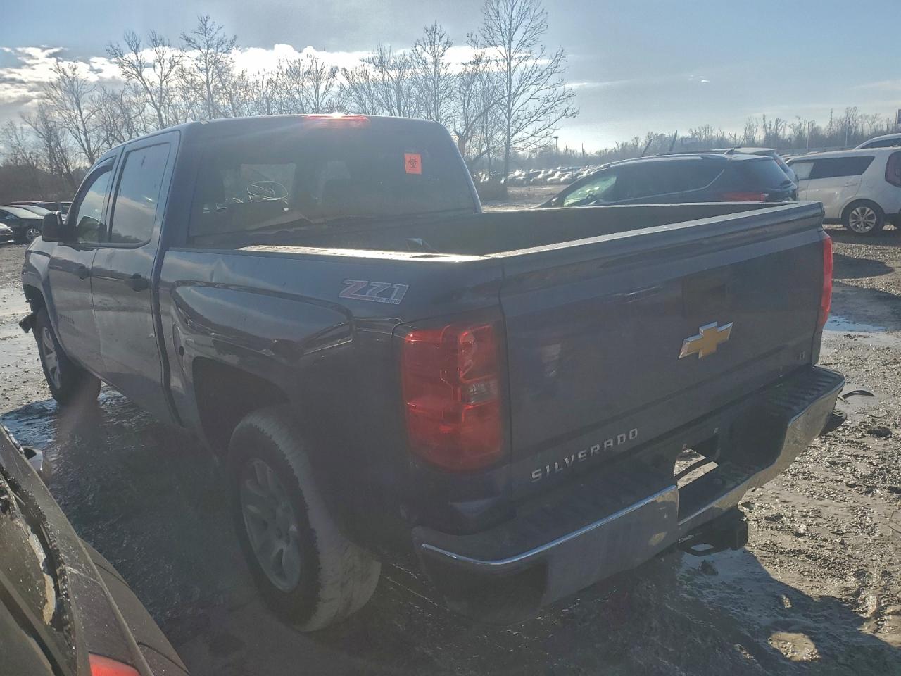 2014 CHEVROLET SILVERADO K1500 LT photo 2