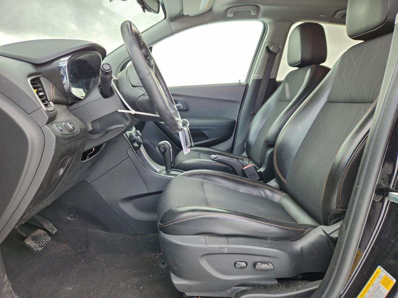 2017 CHEVROLET TRAX 1LT photo 7