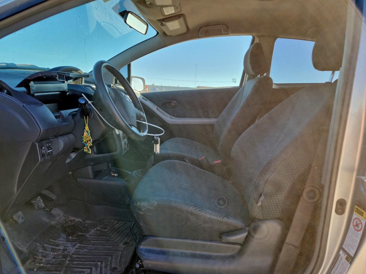 2007 TOYOTA YARIS photo 13