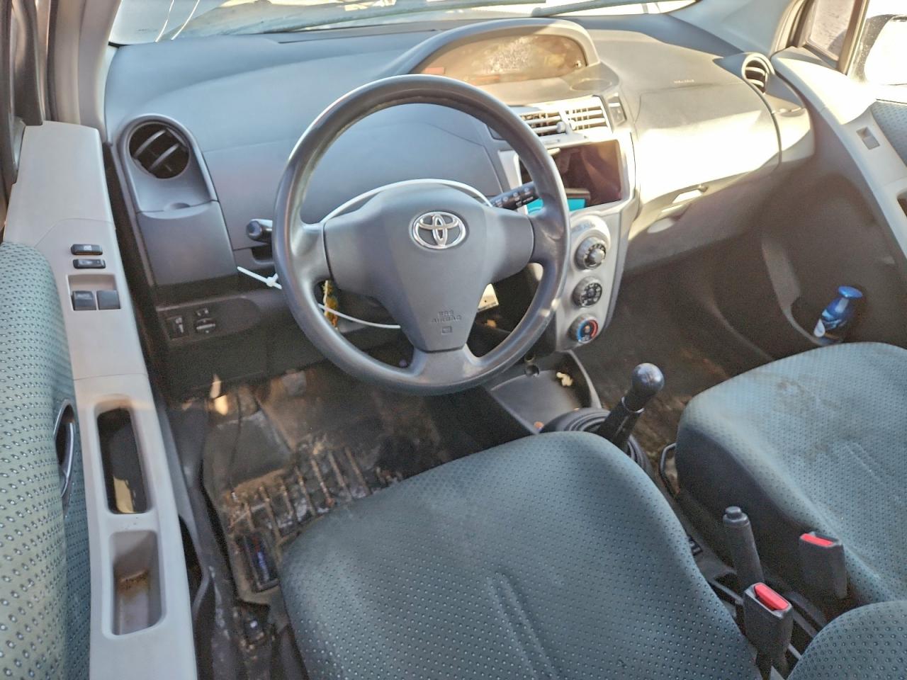 2007 TOYOTA YARIS photo 15