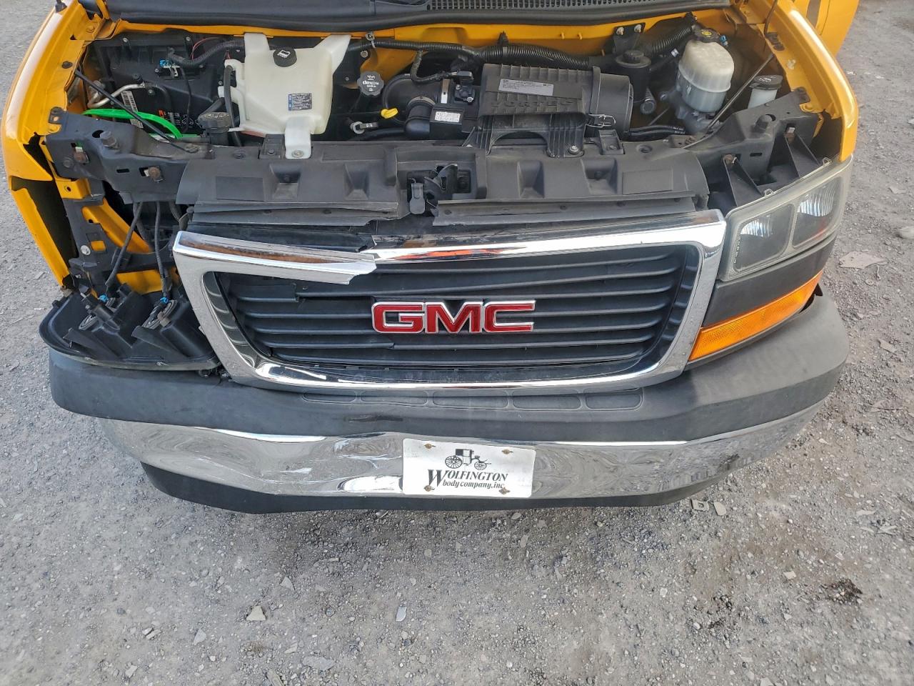 2017 GMC SAVANA G2500 photo 12