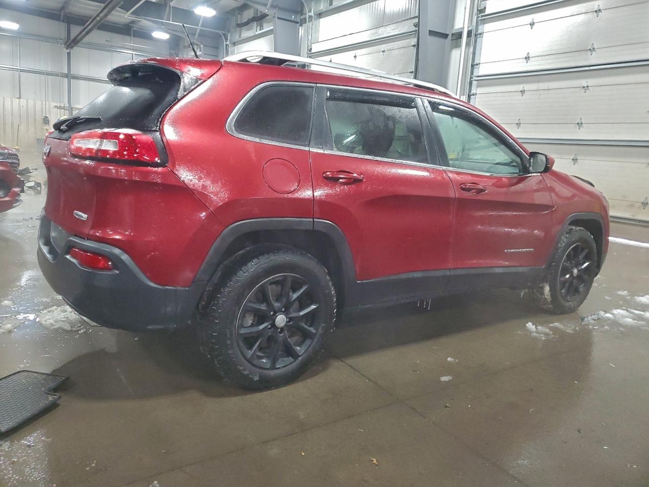 2017 JEEP CHEROKEE LATITUDE photo 3