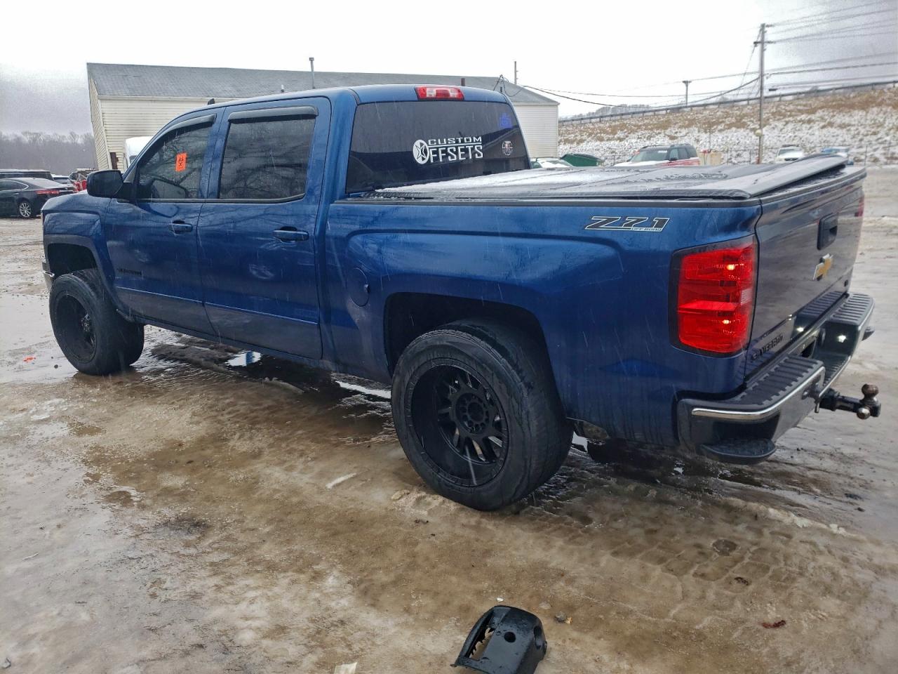 2015 CHEVROLET SILVERADO K1500 LT photo 3