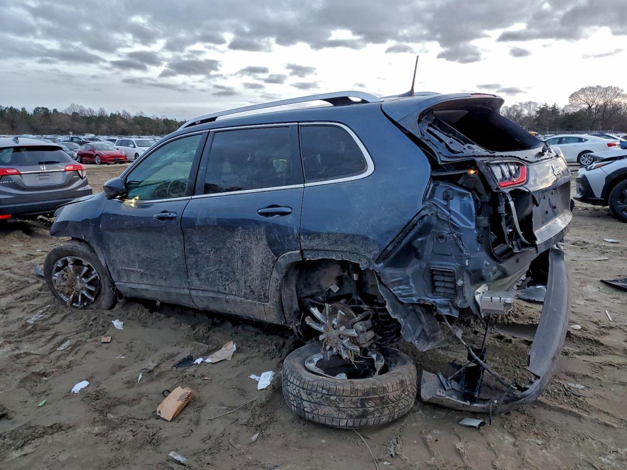 2019 JEEP CHEROKEE LATITUDE PLUS photo 2