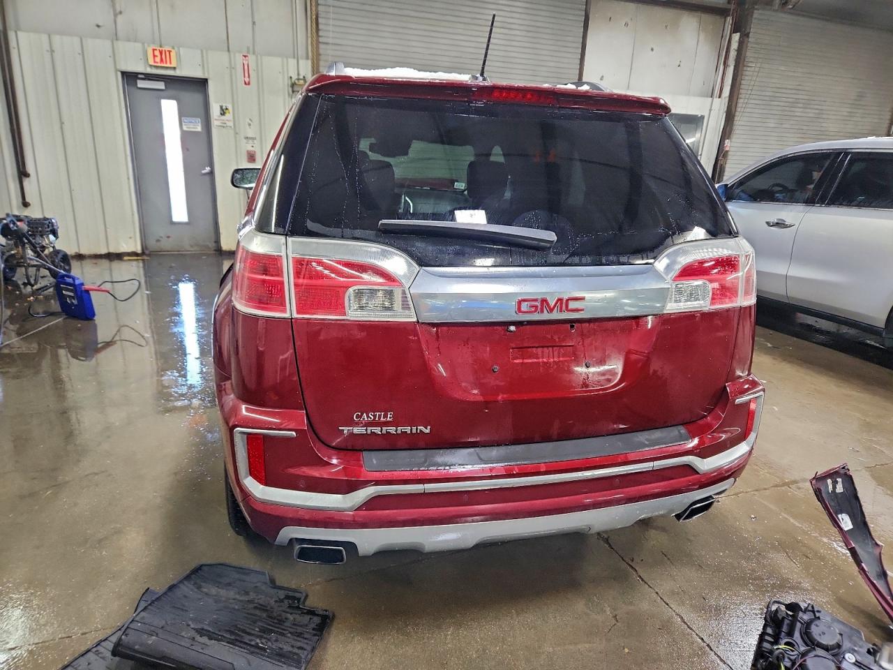 2017 GMC TERRAIN DENALI photo 11