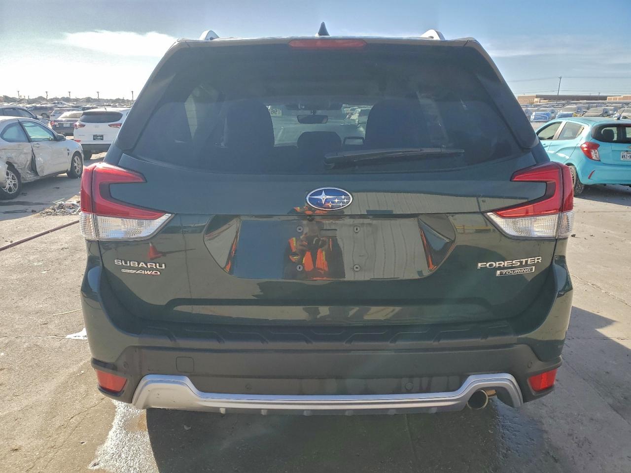 2024 SUBARU FORESTER TOURING photo 11