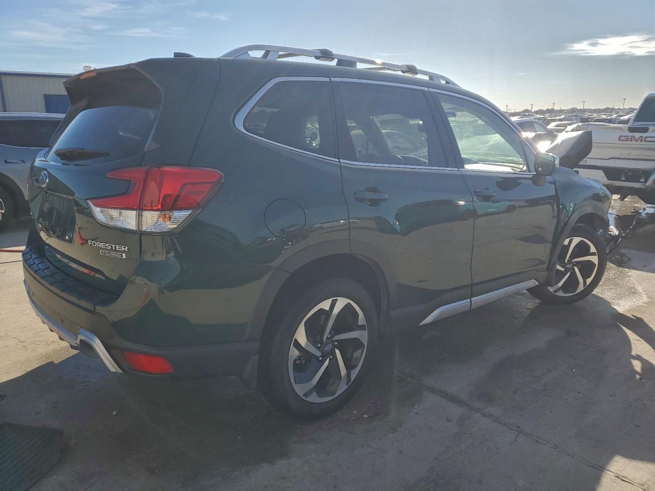 2024 SUBARU FORESTER TOURING photo 5