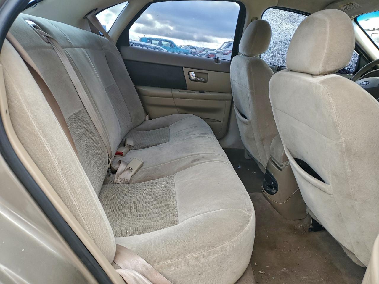 2003 FORD TAURUS SE photo 10