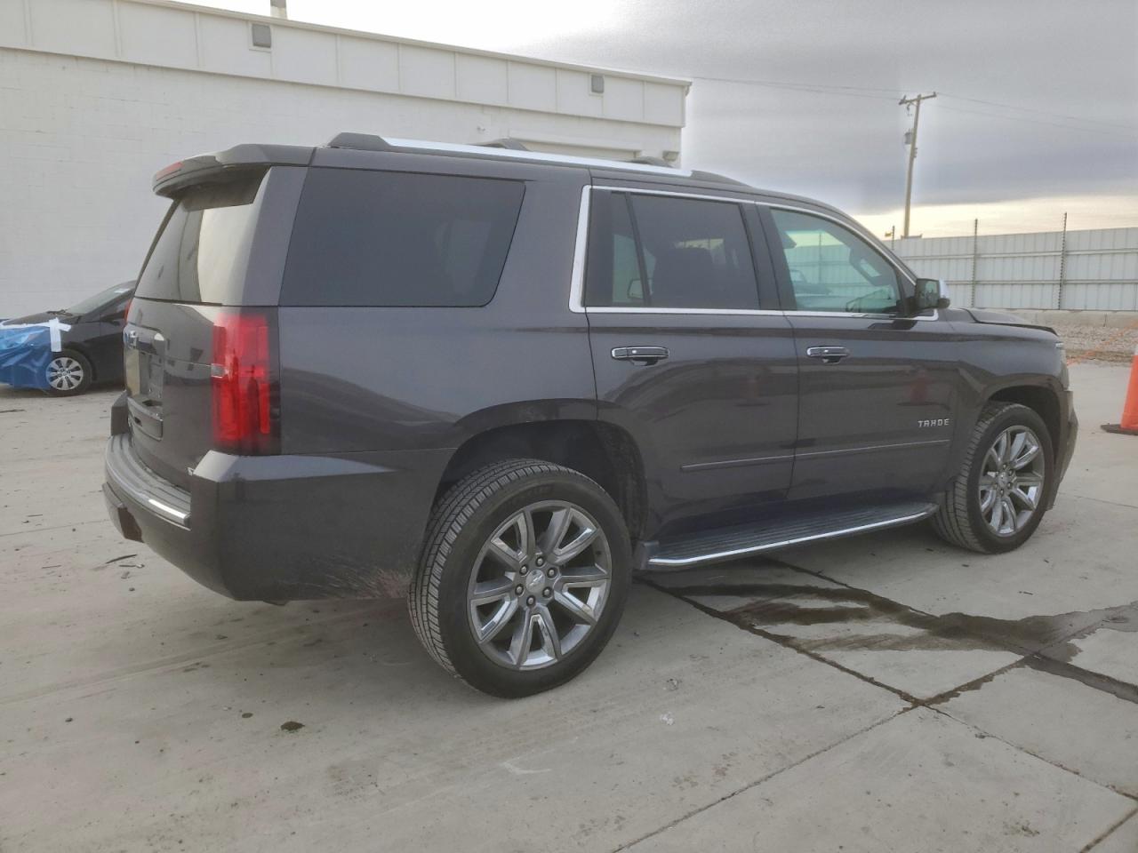 2017 CHEVROLET TAHOE K1500 PREMIER photo 3