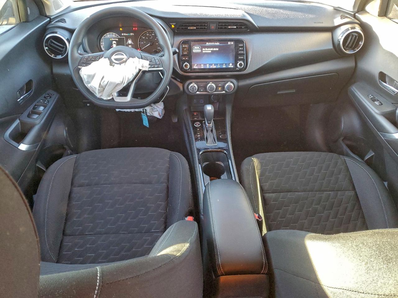 2023 NISSAN KICKS SV photo 8