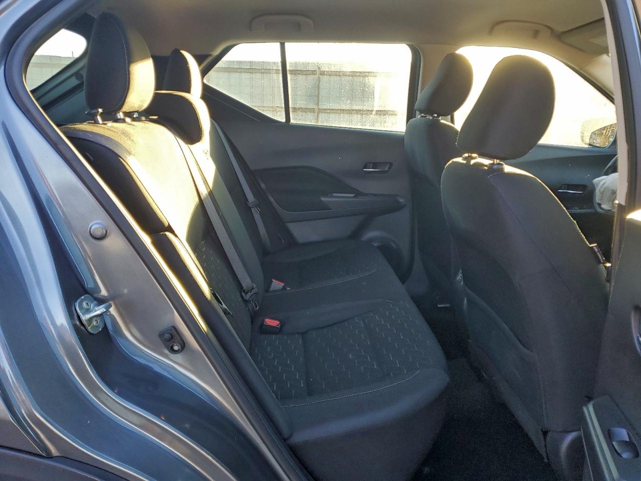 2023 NISSAN KICKS SV photo 11