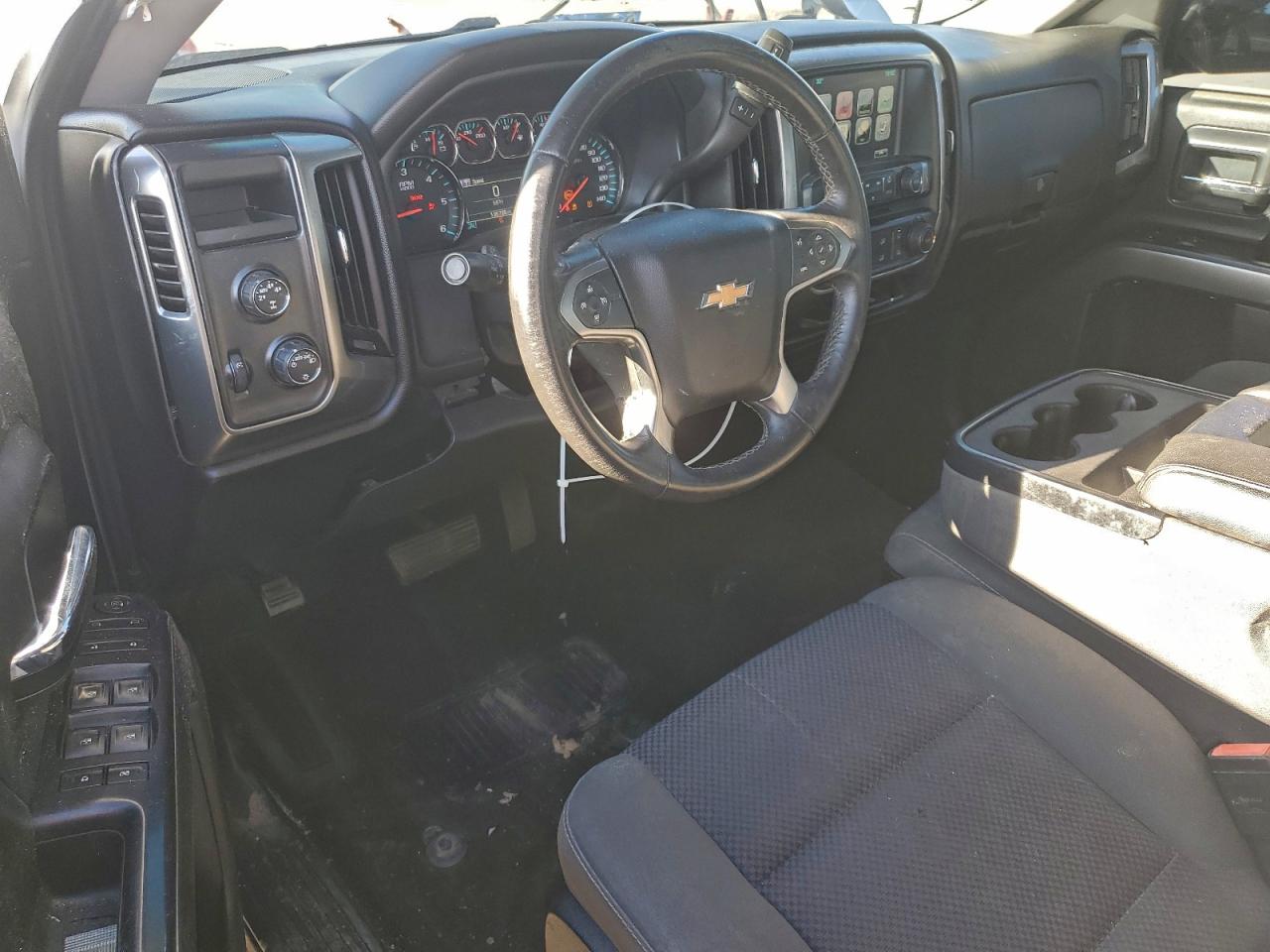 2016 CHEVROLET SILVERADO K1500 LT photo 8
