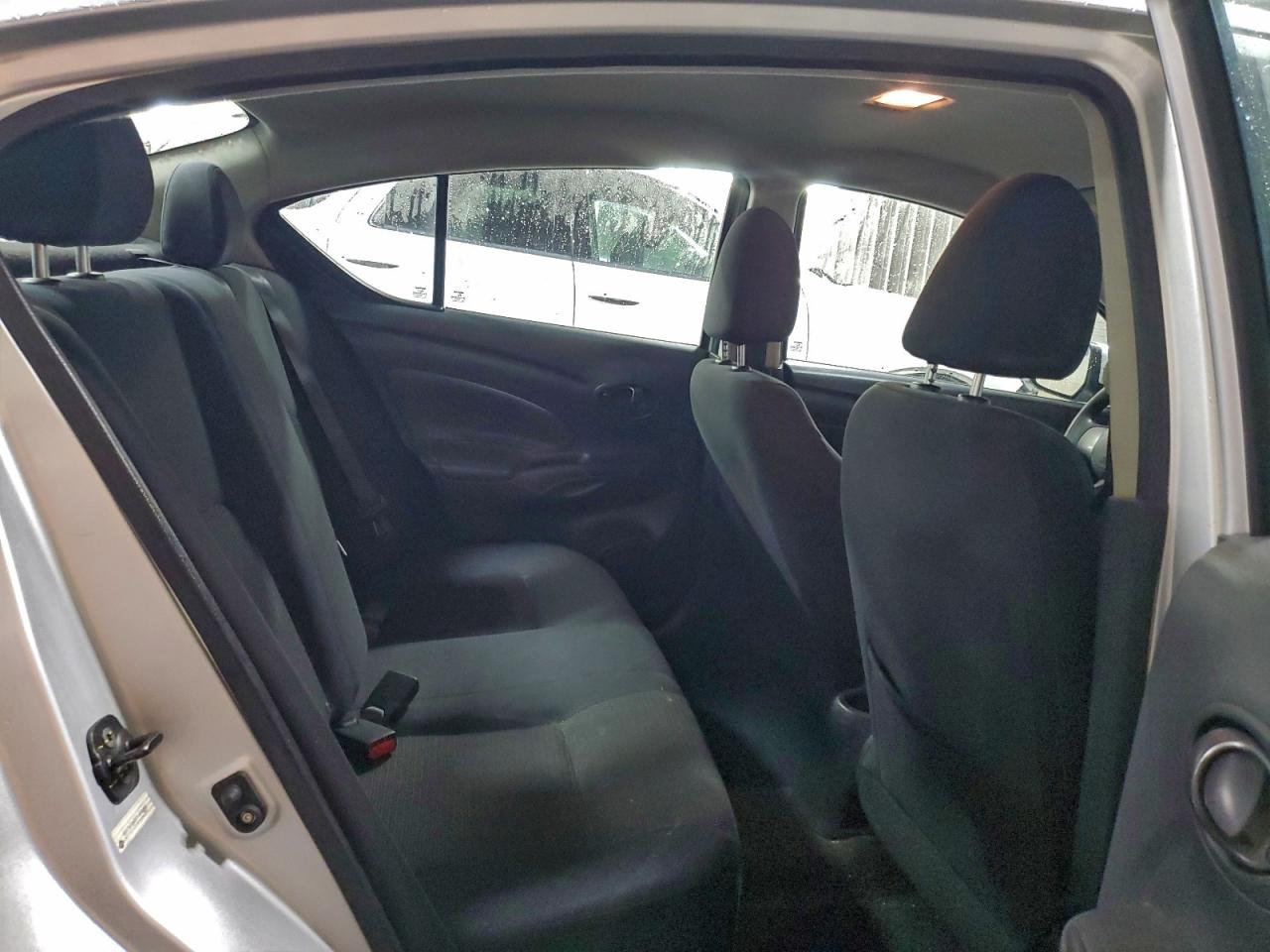 2012 NISSAN VERSA S photo 10