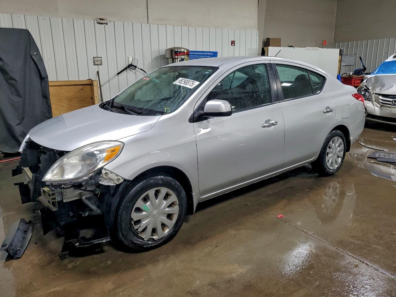 2012 NISSAN VERSA