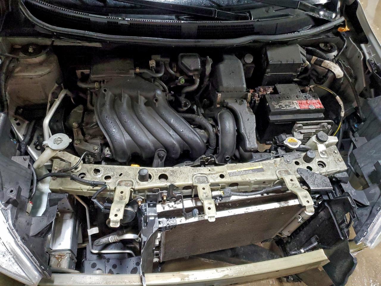 2012 NISSAN VERSA S photo 11