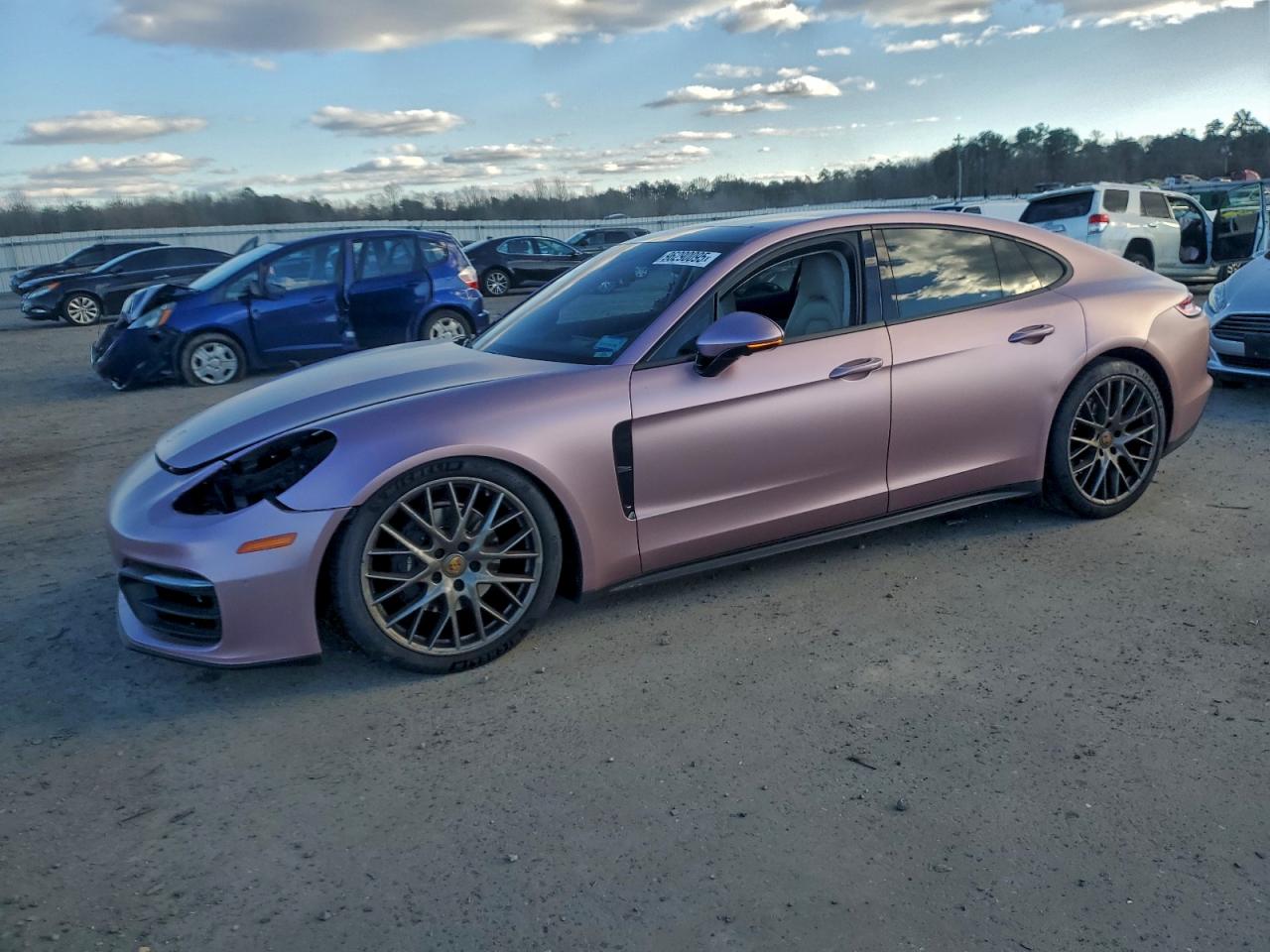 2022 PORSCHE PANAMERA