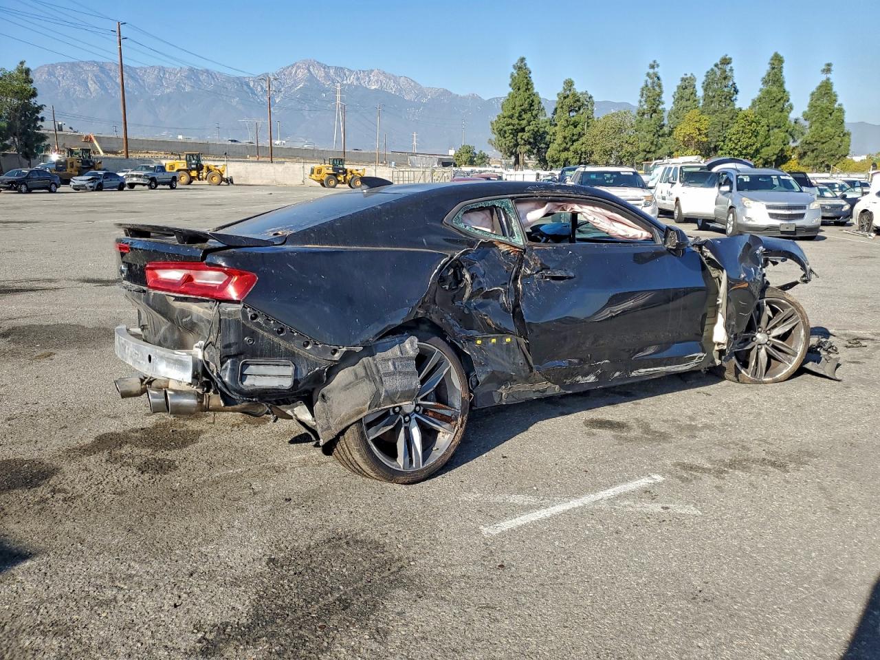 2017 CHEVROLET CAMARO SS photo 3