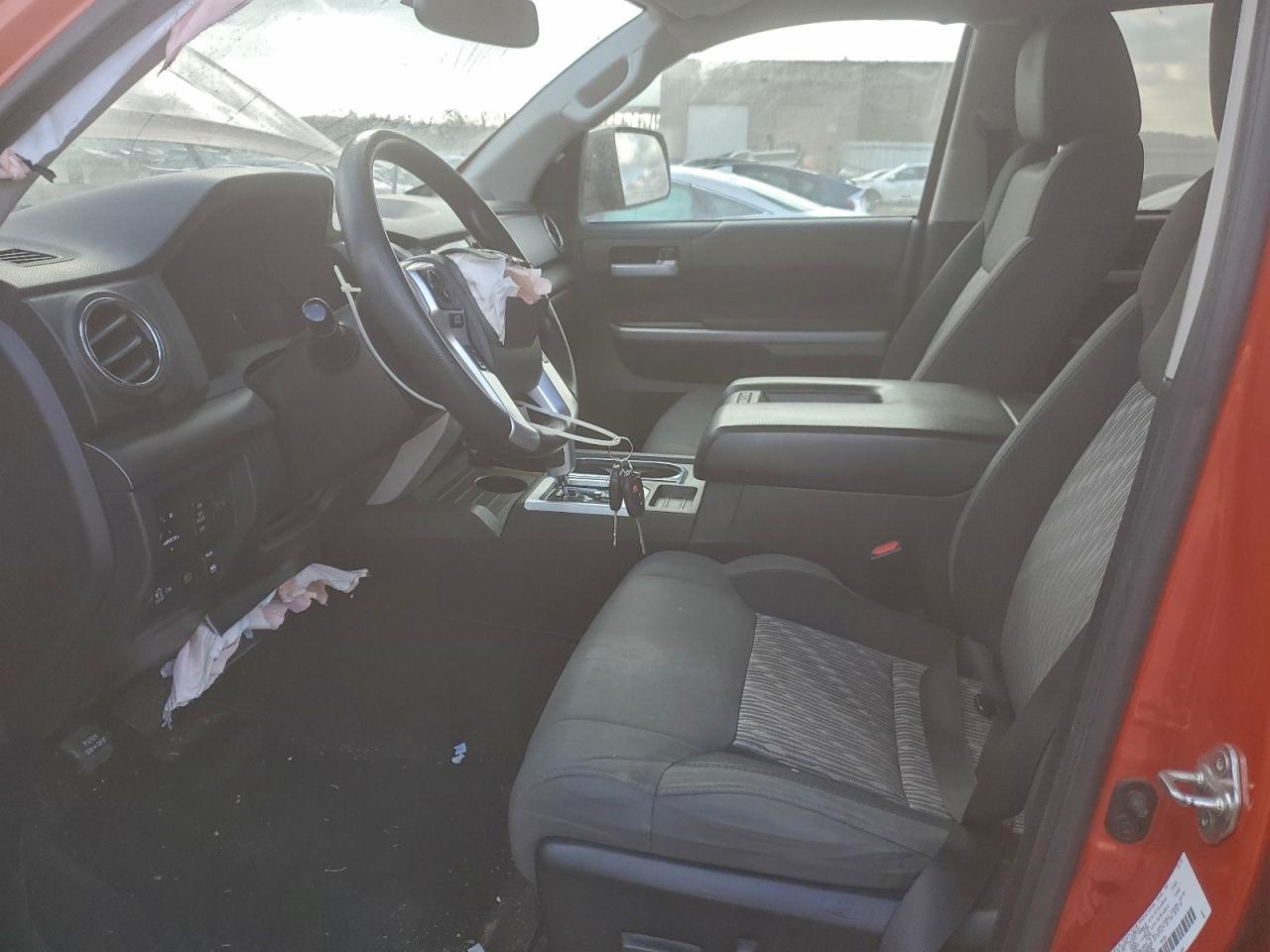 2018 TOYOTA TUNDRA CREWMAX SR5 photo 13
