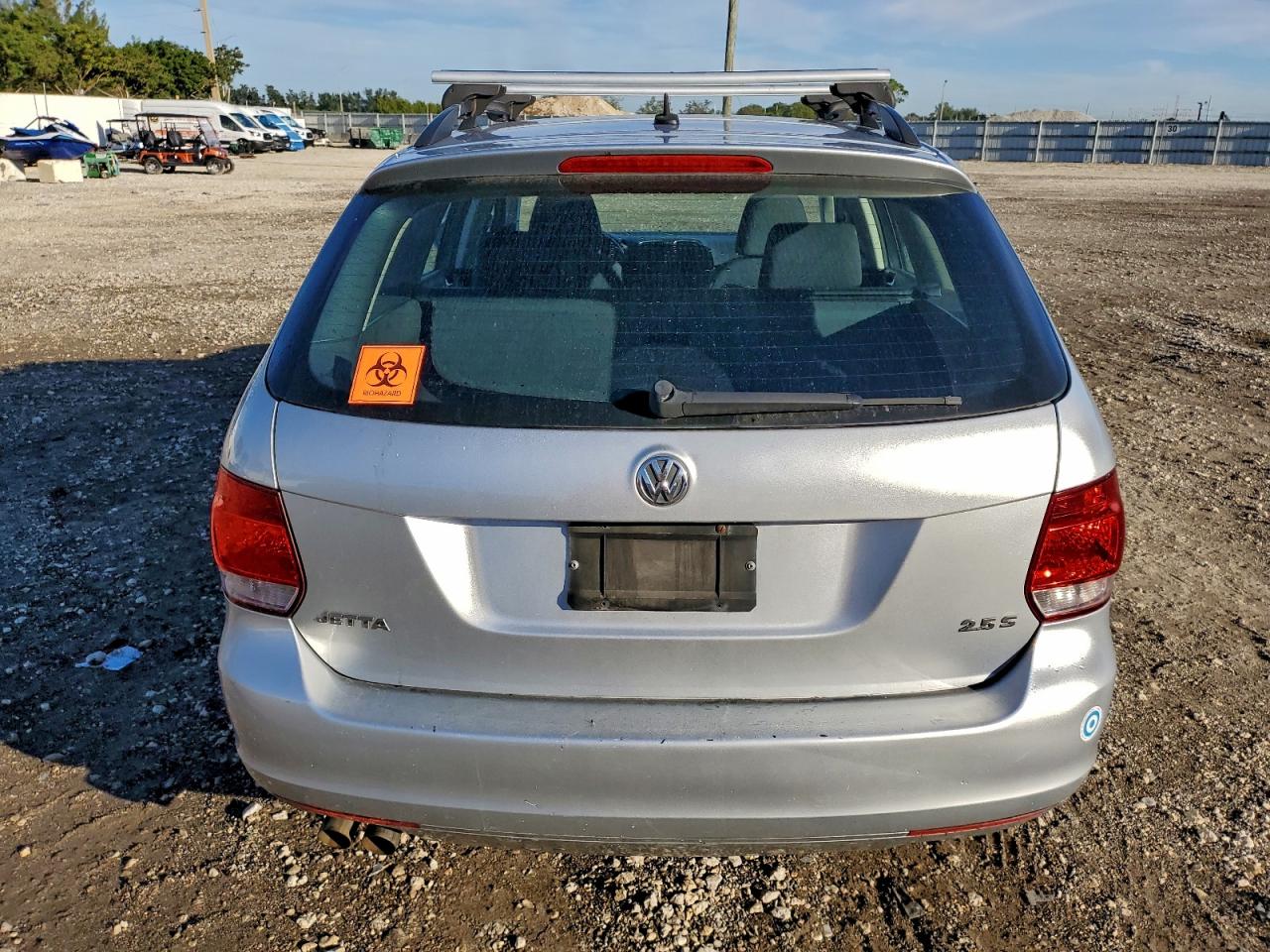 2014 VOLKSWAGEN JETTA S photo 6
