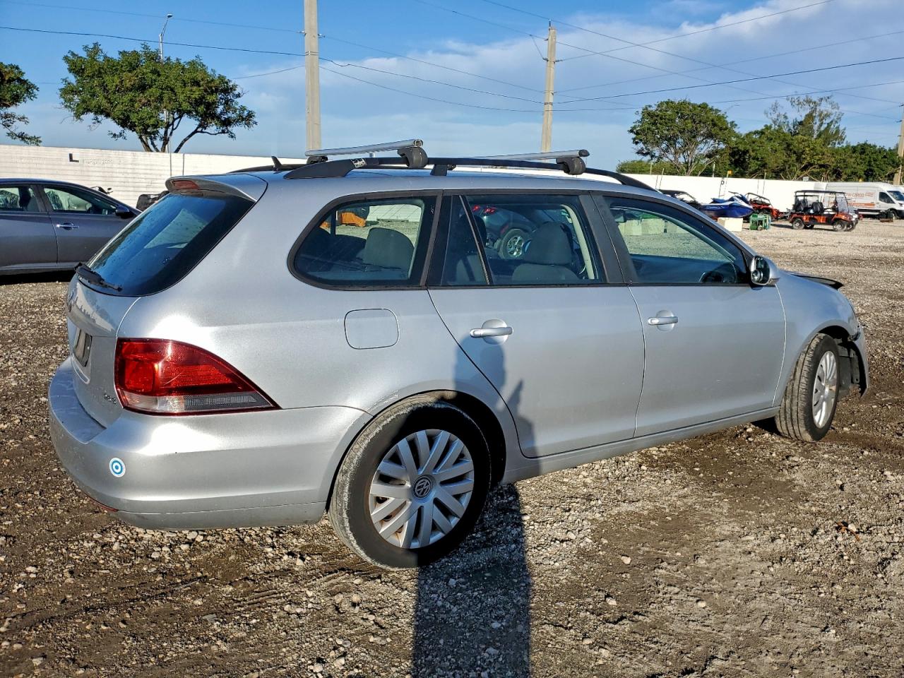 2014 VOLKSWAGEN JETTA S photo 3