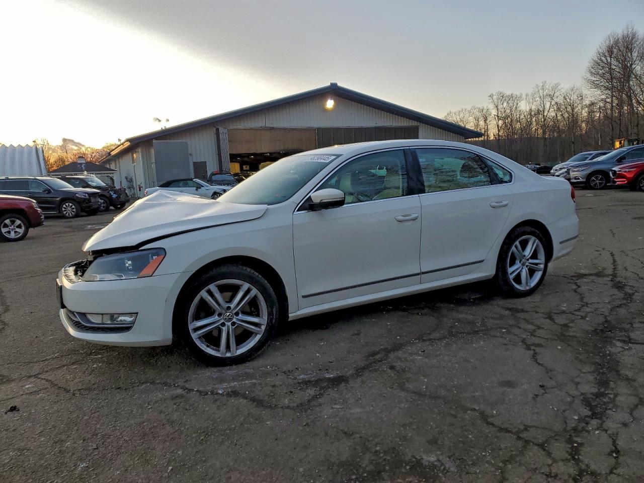 2014 VOLKSWAGEN PASSAT