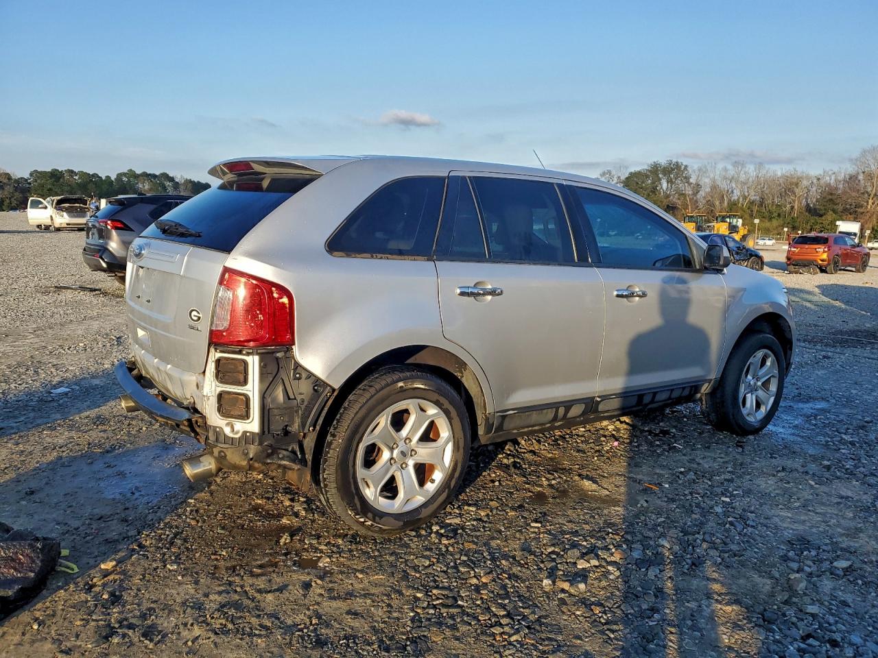 2011 FORD EDGE SEL photo 5