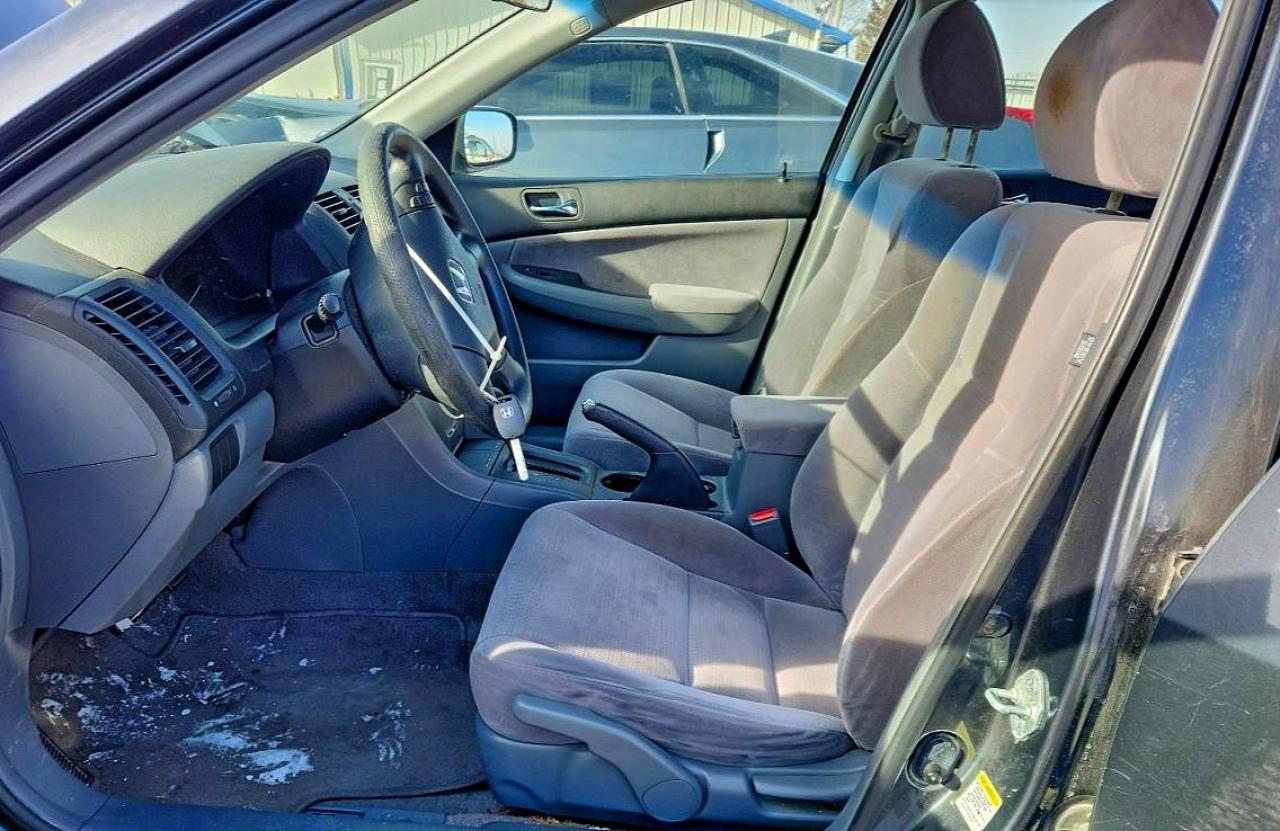 2007 HONDA ACCORD LX photo 13