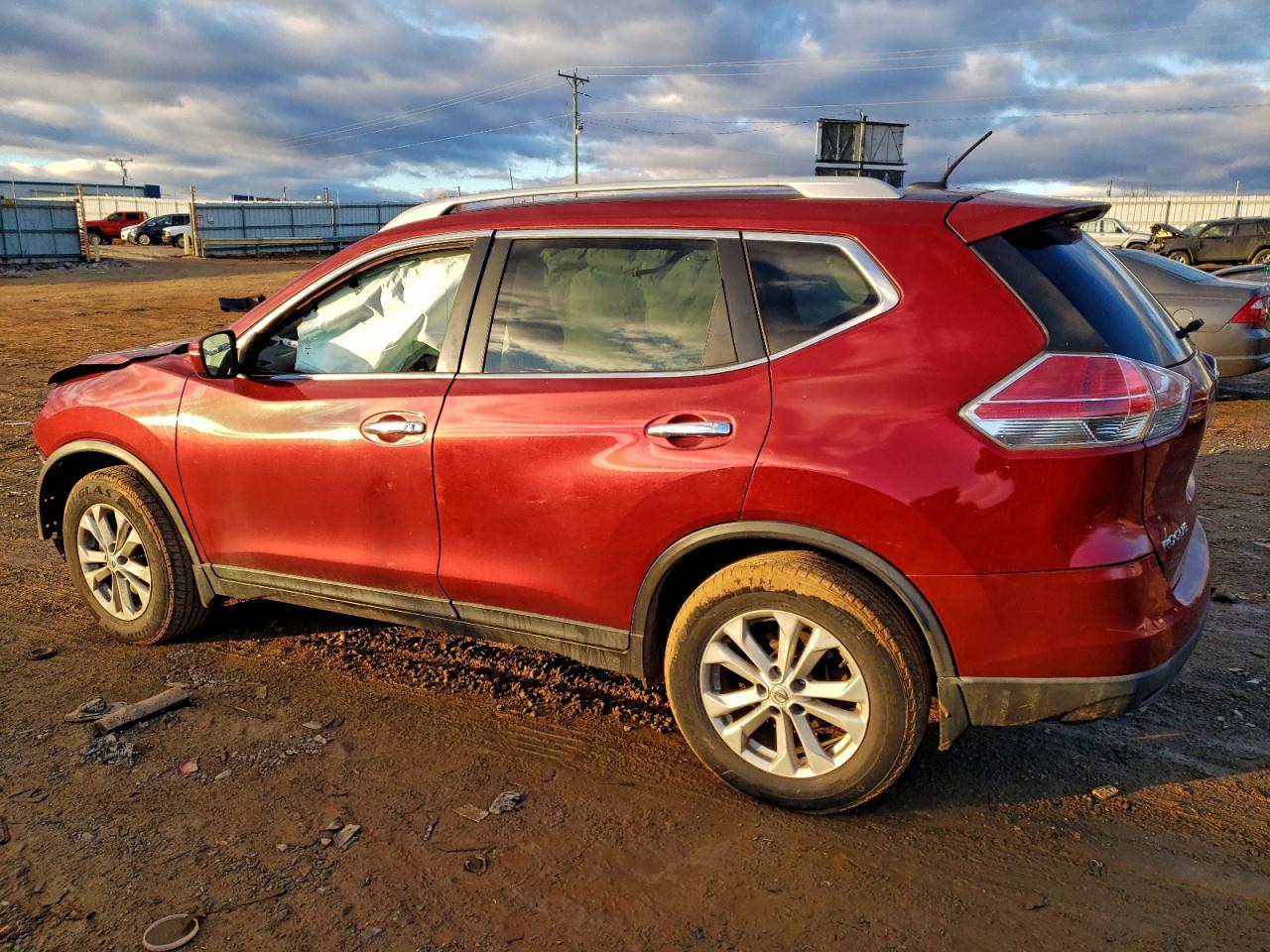 2014 NISSAN ROGUE S photo 2