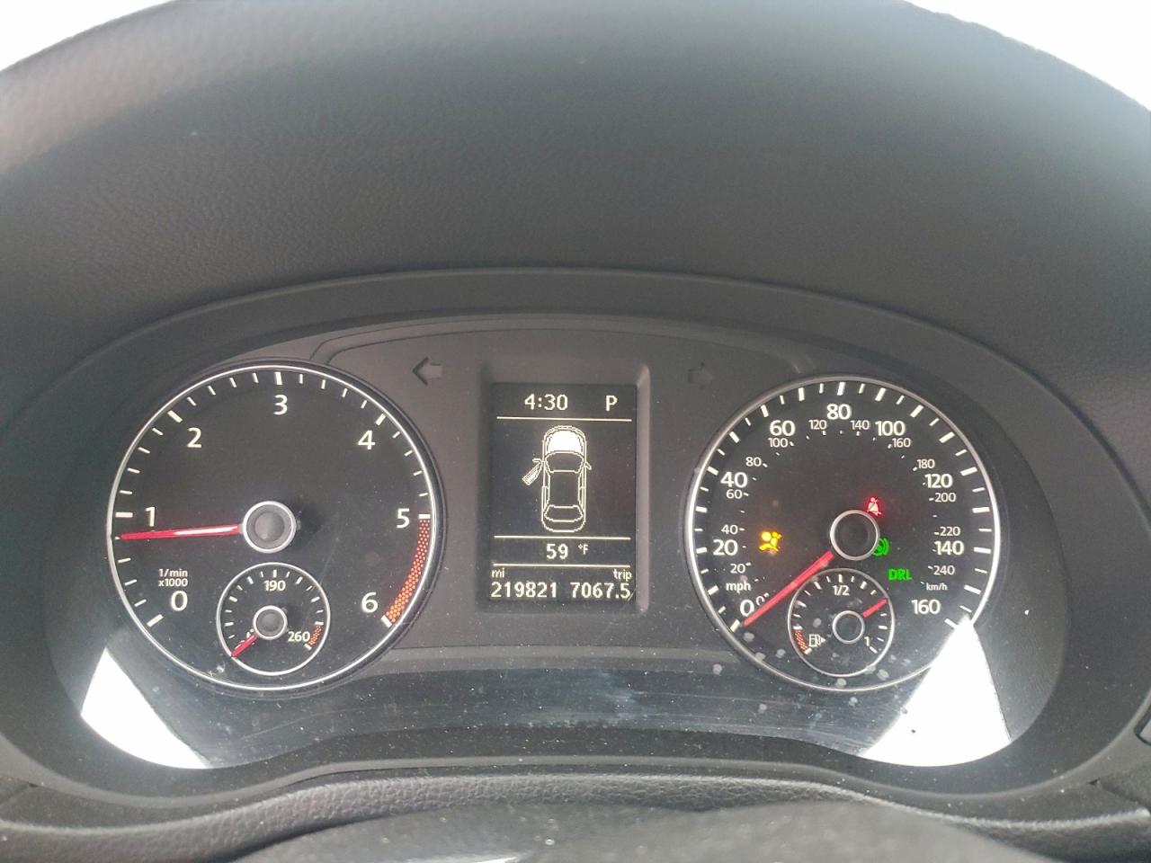 2015 VOLKSWAGEN PASSAT SEL photo 9