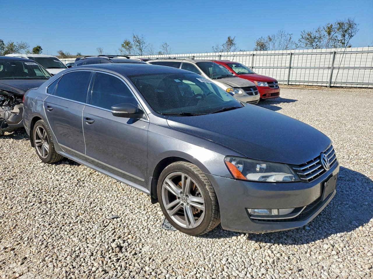 2015 VOLKSWAGEN PASSAT