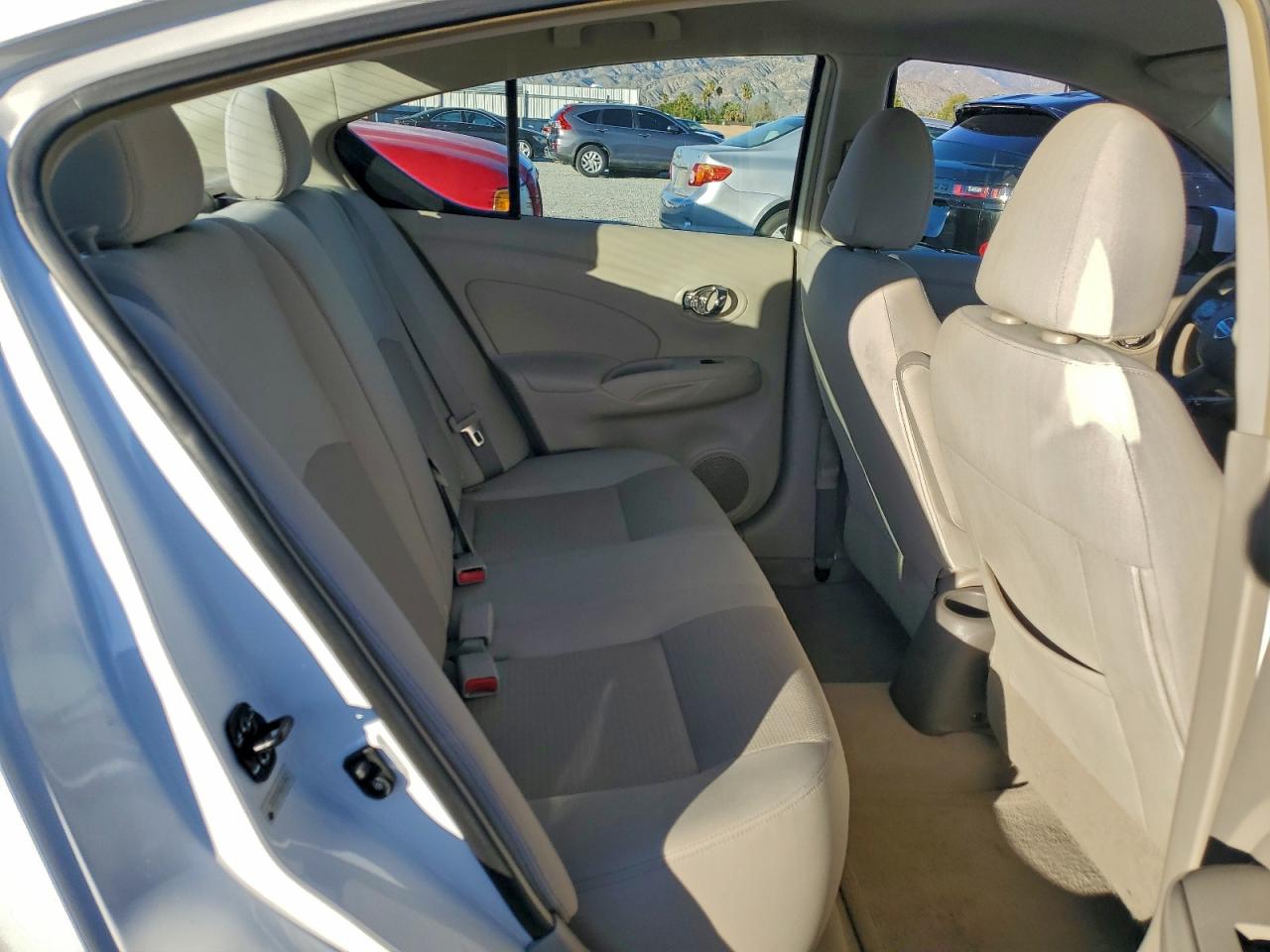 2014 NISSAN VERSA S photo 10