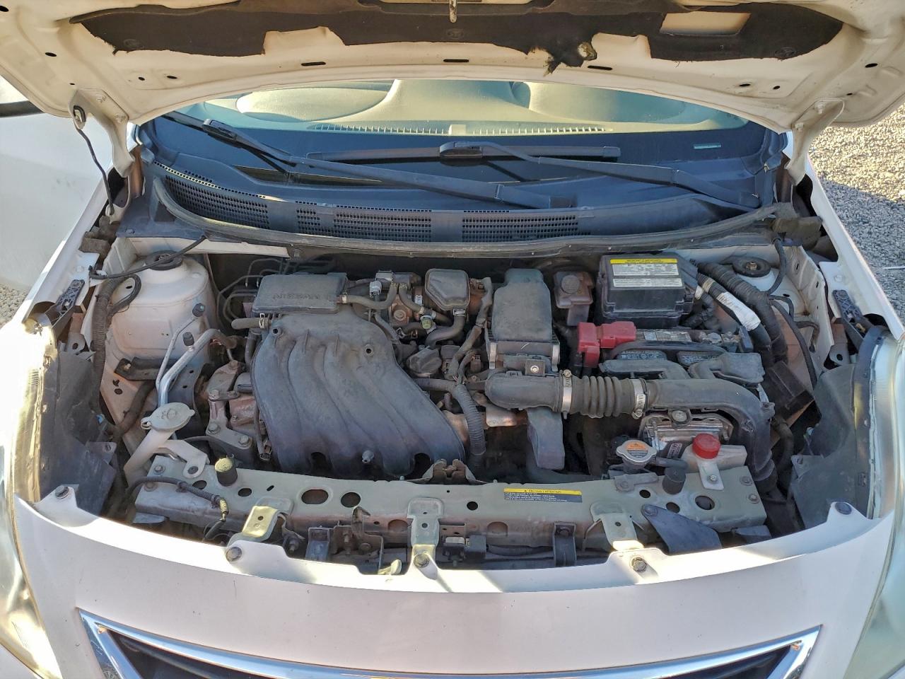 2014 NISSAN VERSA S photo 11