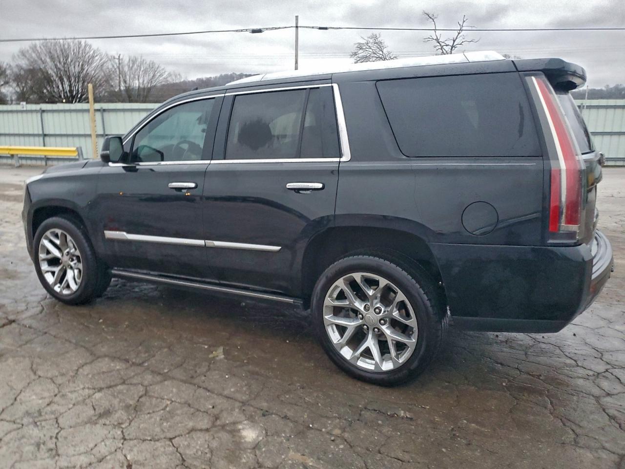 2016 CADILLAC ESCALADE PREMIUM photo 2