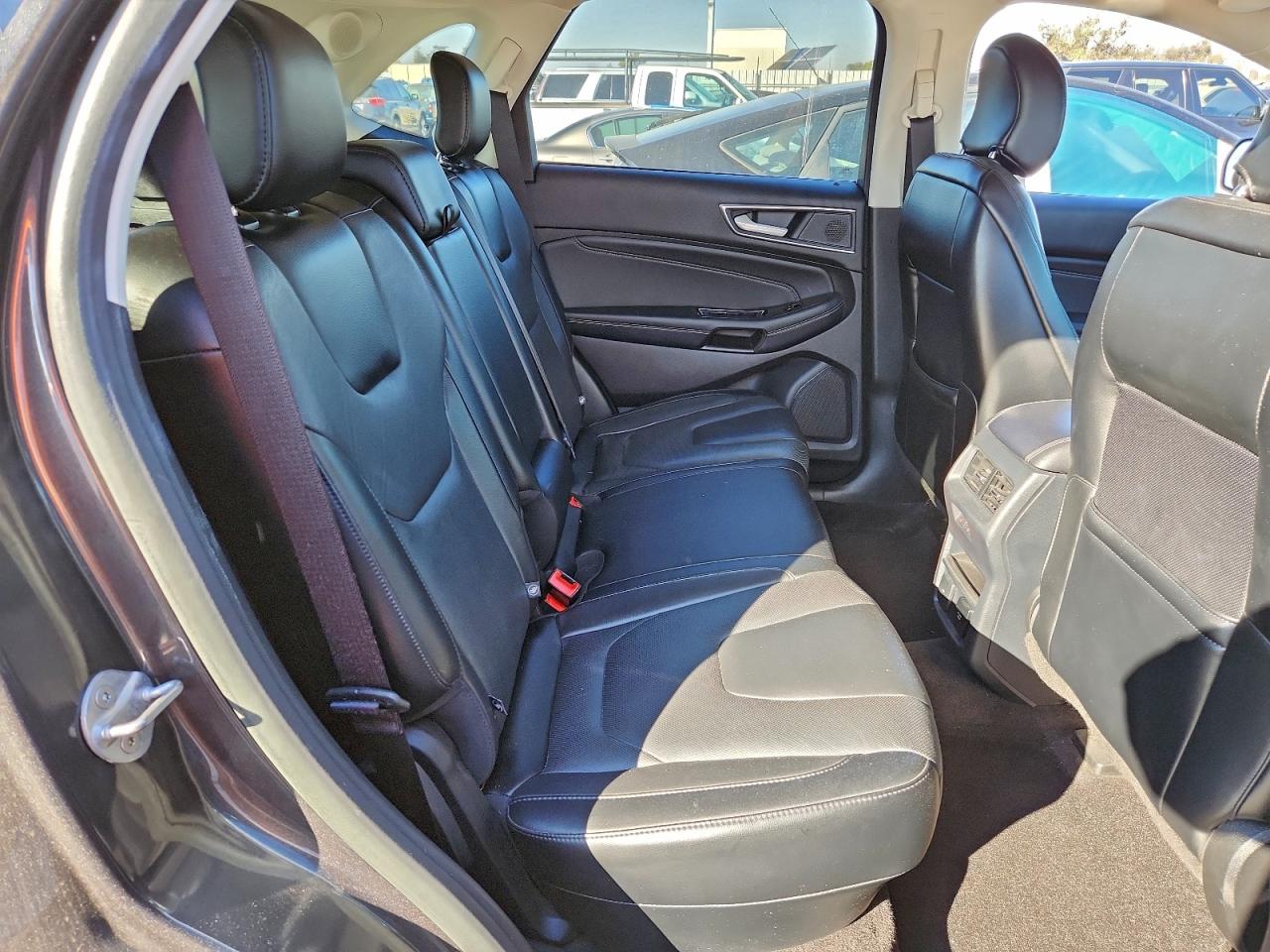 2019 FORD EDGE TITANIUM photo 11