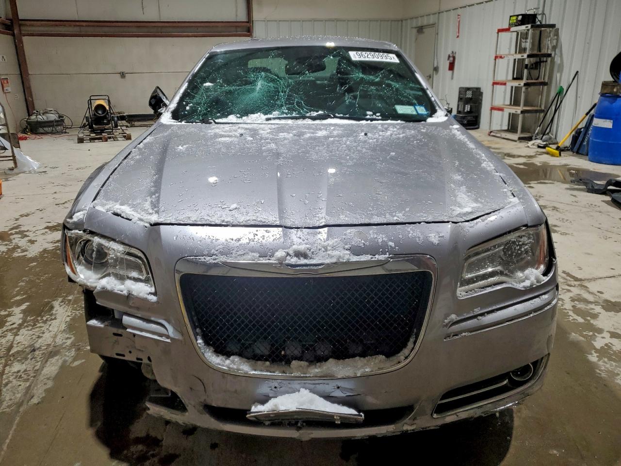 2014 CHRYSLER 300 photo 5
